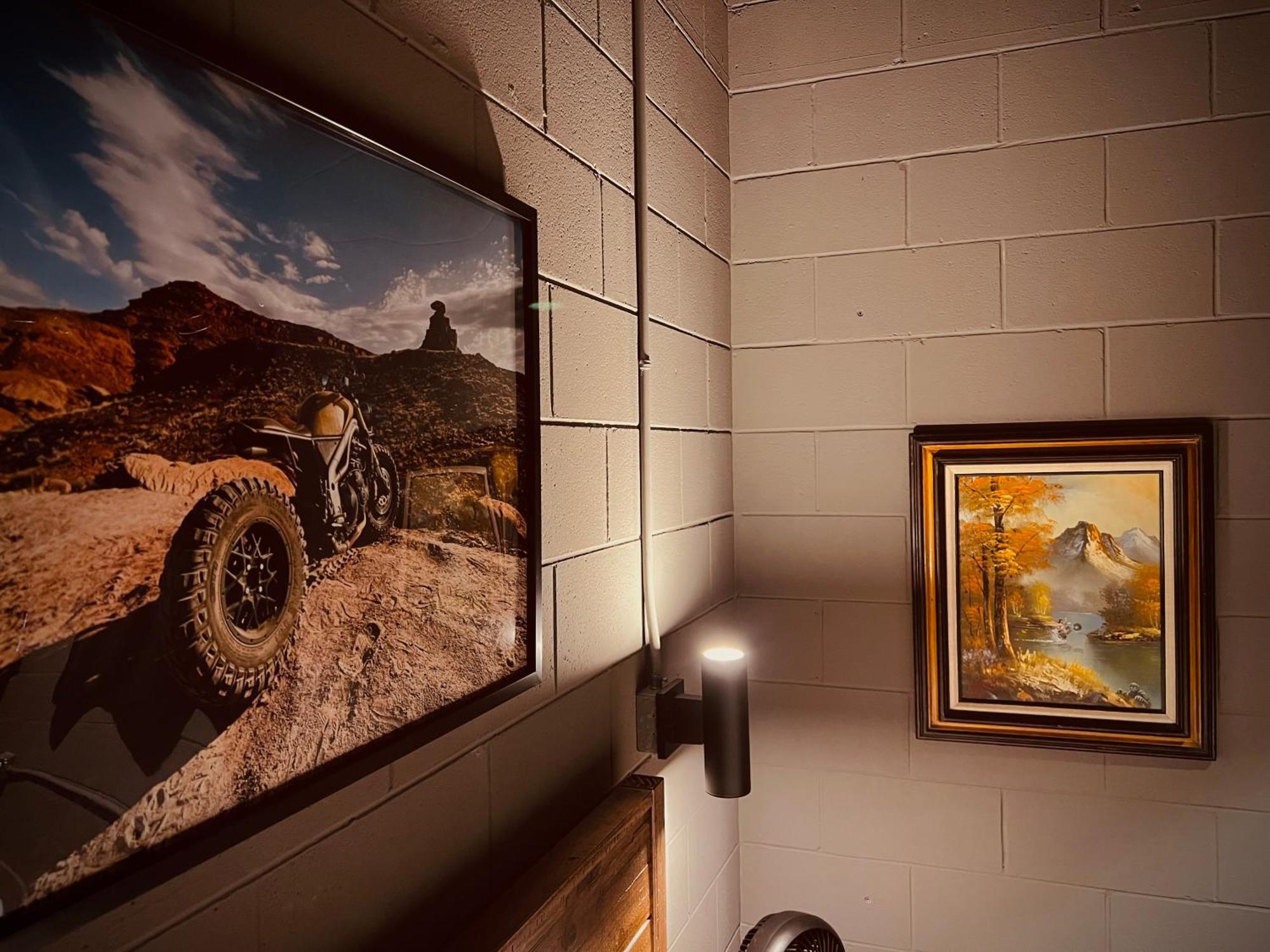 Classified Moto - The Frank Room Richmond Exterior foto